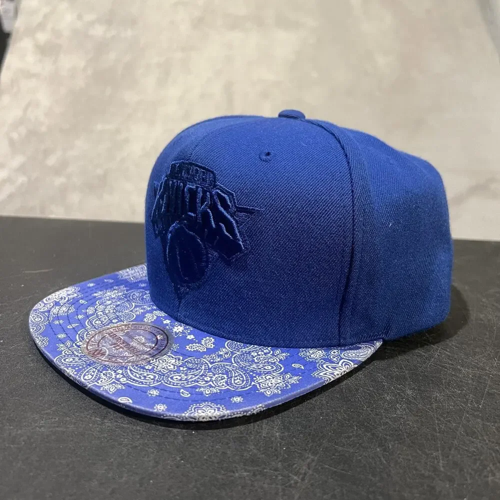 New York Knicks Hat Cap Snap Back Paisley NBA Basketball Mens Mitchell 80s